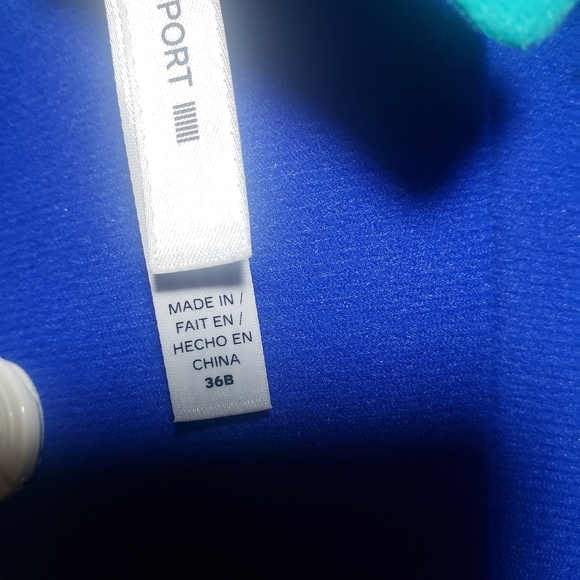 Victory Secret sports bra 36 B - Picture 6 of 6